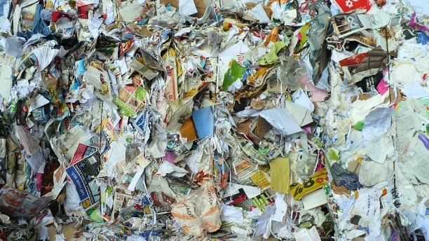 Recyclingmaterial - abfallwirtschaftliche Tätigkeiten wie Umschlag und Verarbeitung der Materialien bedingen Emissionen von Gasen, Stäuben und Gerüchen.